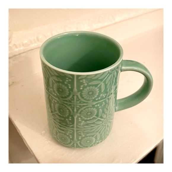 Starbucks 12 oz Jade Green Ceramic Coffee Mug with Embossed 3D Floral Design - Picture 5 of 9
